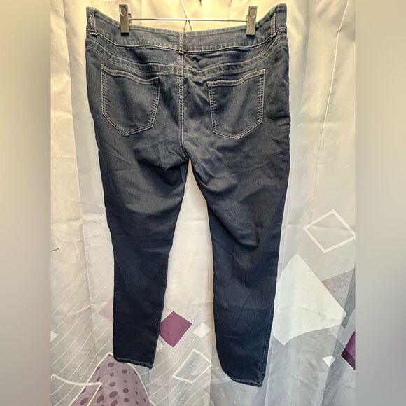 Maurices Dark Blue Skinny Jeans - Picture 6 of 6